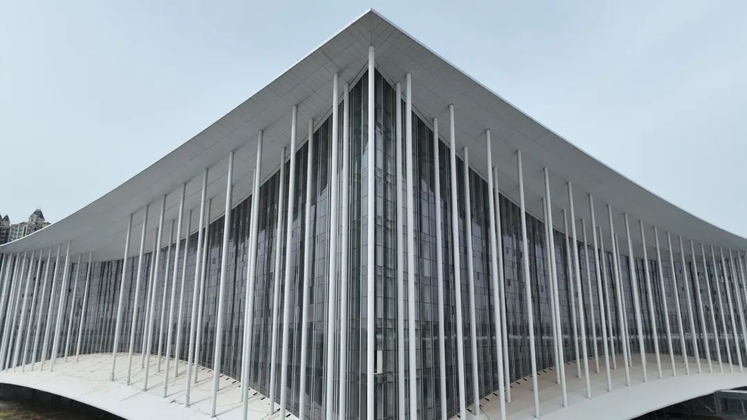 【城市名片】丝路会客厅，对话世界窗！中建八局匠心“筑”造西部会展新高度-49