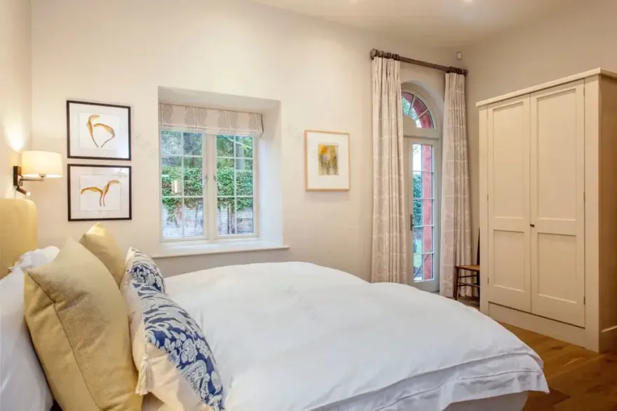 英伦风情下的法式庄园复兴-11