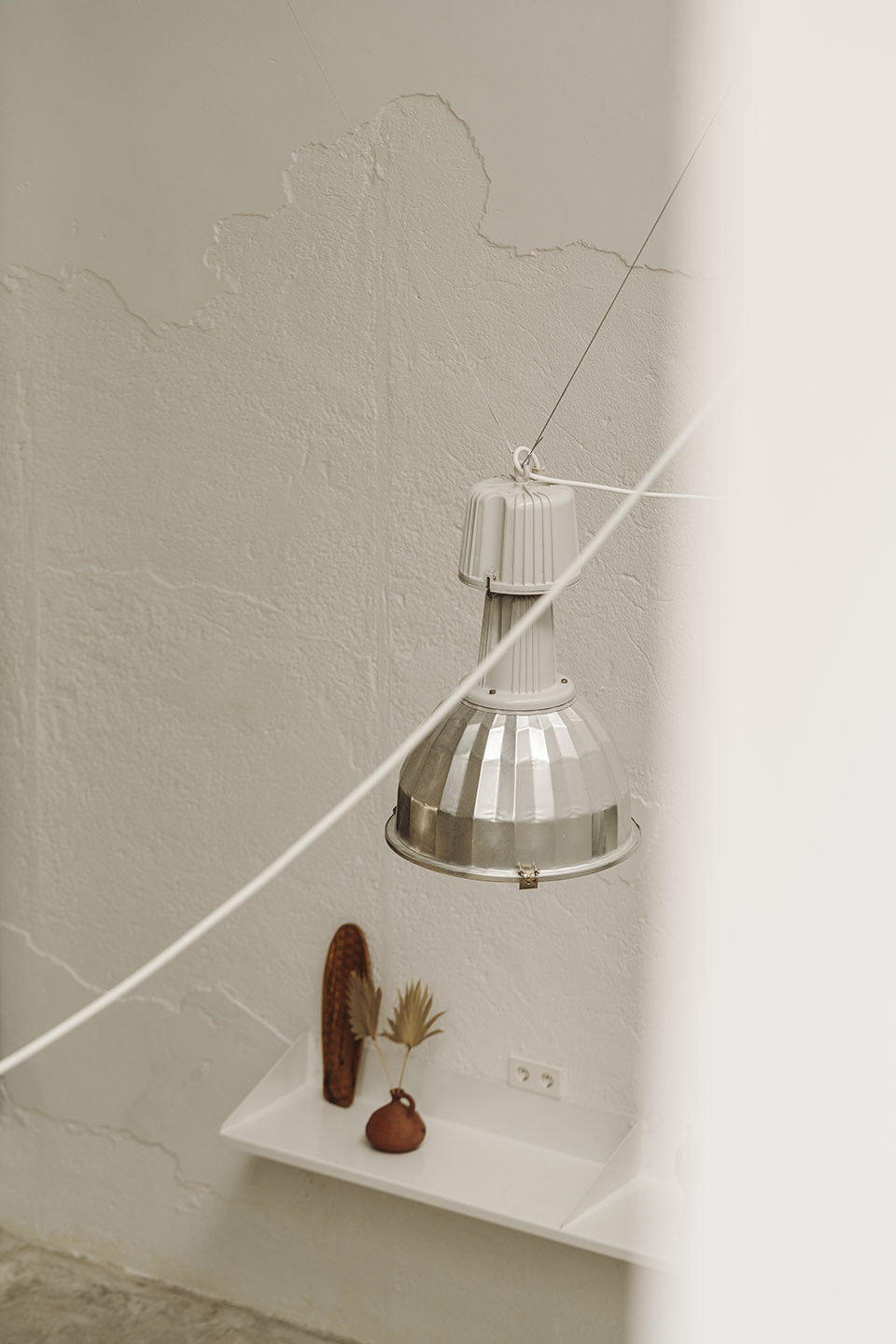 充满幻想和创造仓库改造的灵活自由的工作室设计丨西班牙丨戈者设计-20