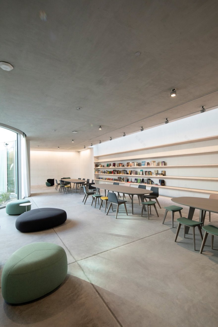 沙迦飞碟艺术中心-25