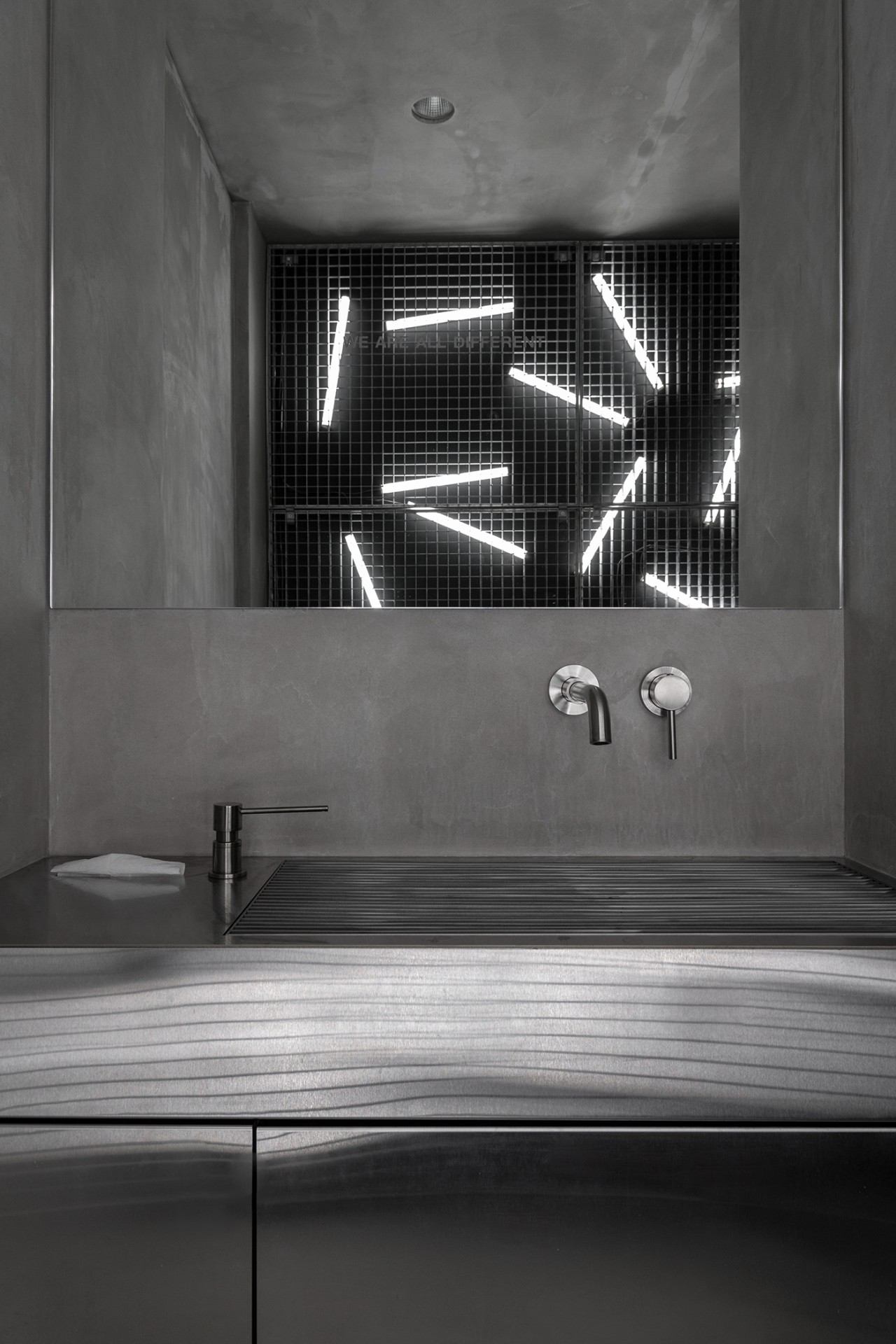 尤利亚波浪商店丨俄罗斯莫斯科丨Roman Gulyaev,Maria Tsakharias-75