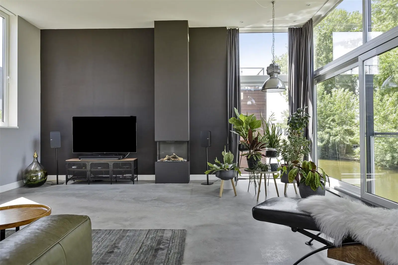 Amsterdam 水岸木屋 | 现代设计与自然美景的完美融合-7