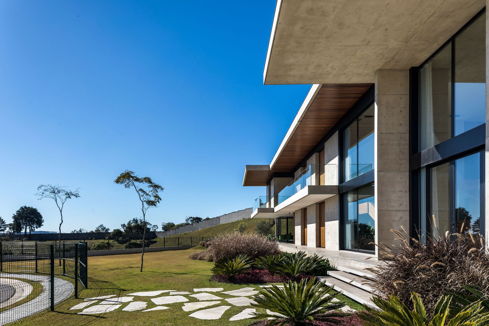 CRJ 之家丨Sum Architecture-5