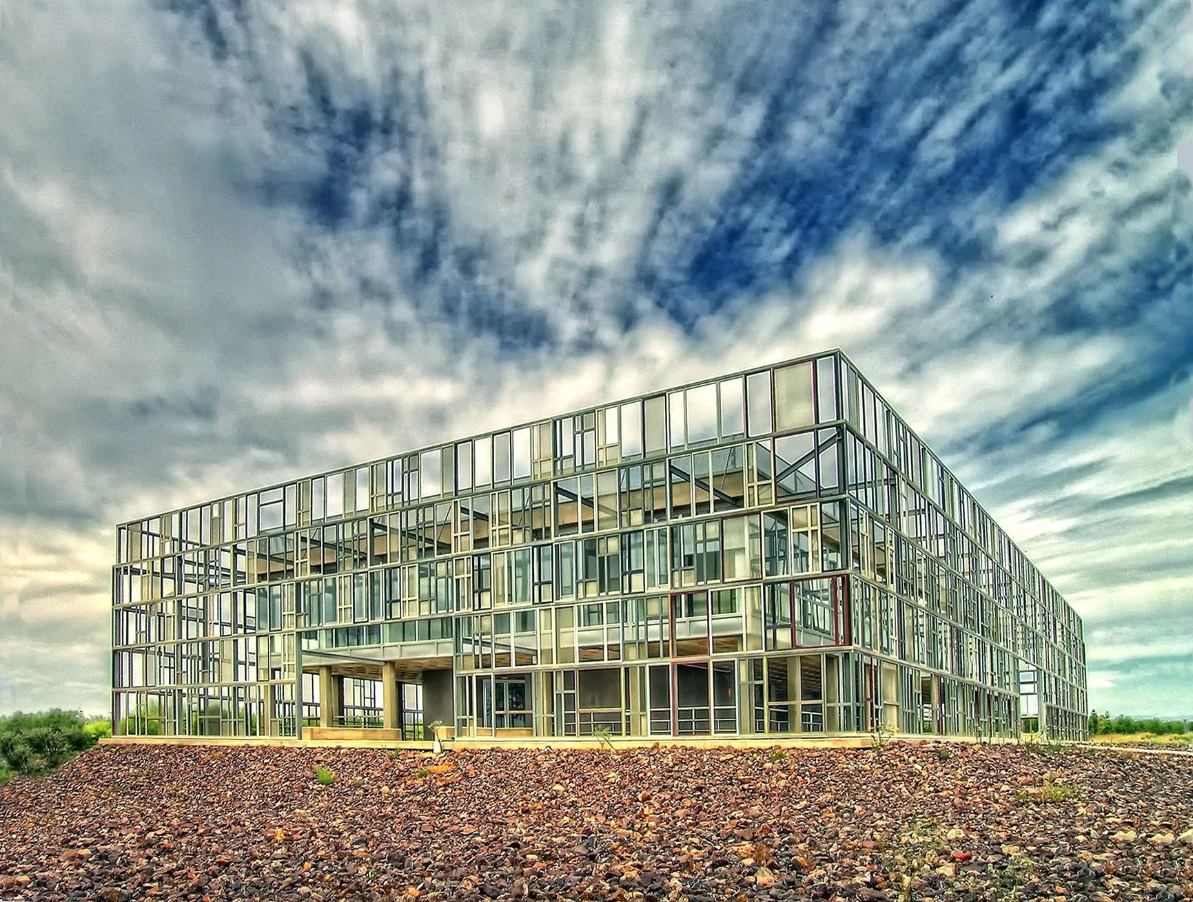 西班牙“数字城市”办公建筑-13