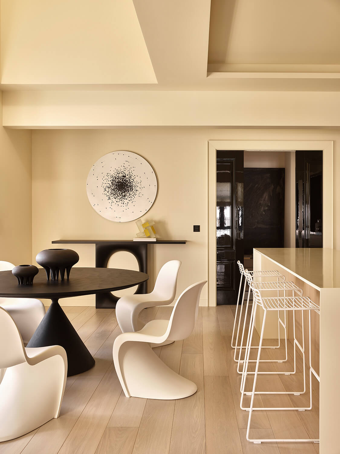 莫斯科色彩鲜艳的现代公寓丨俄罗斯莫斯科丨Well Done Interiors-34