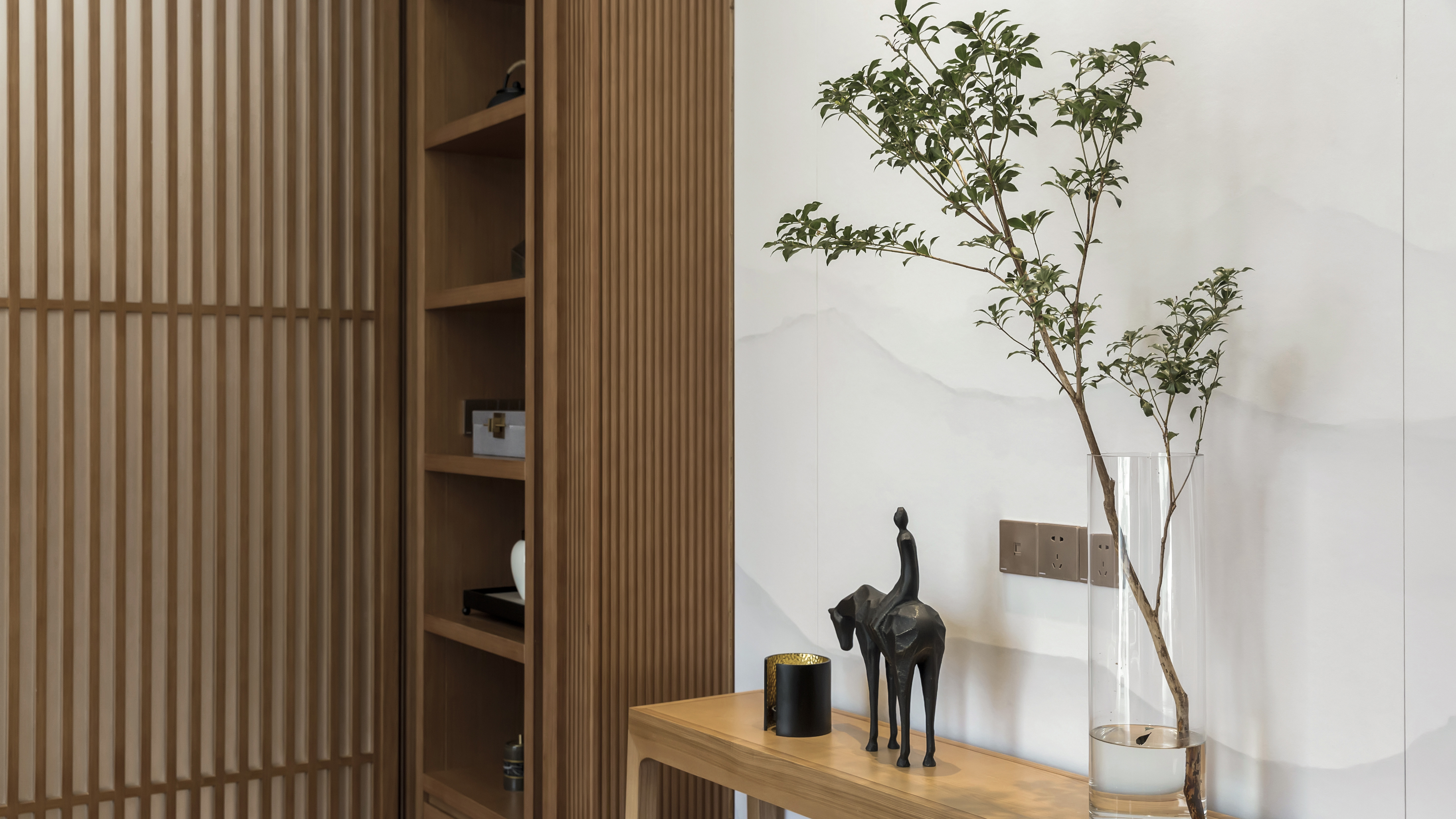 《门前》顾城· 自然光影的室内设计艺术-16