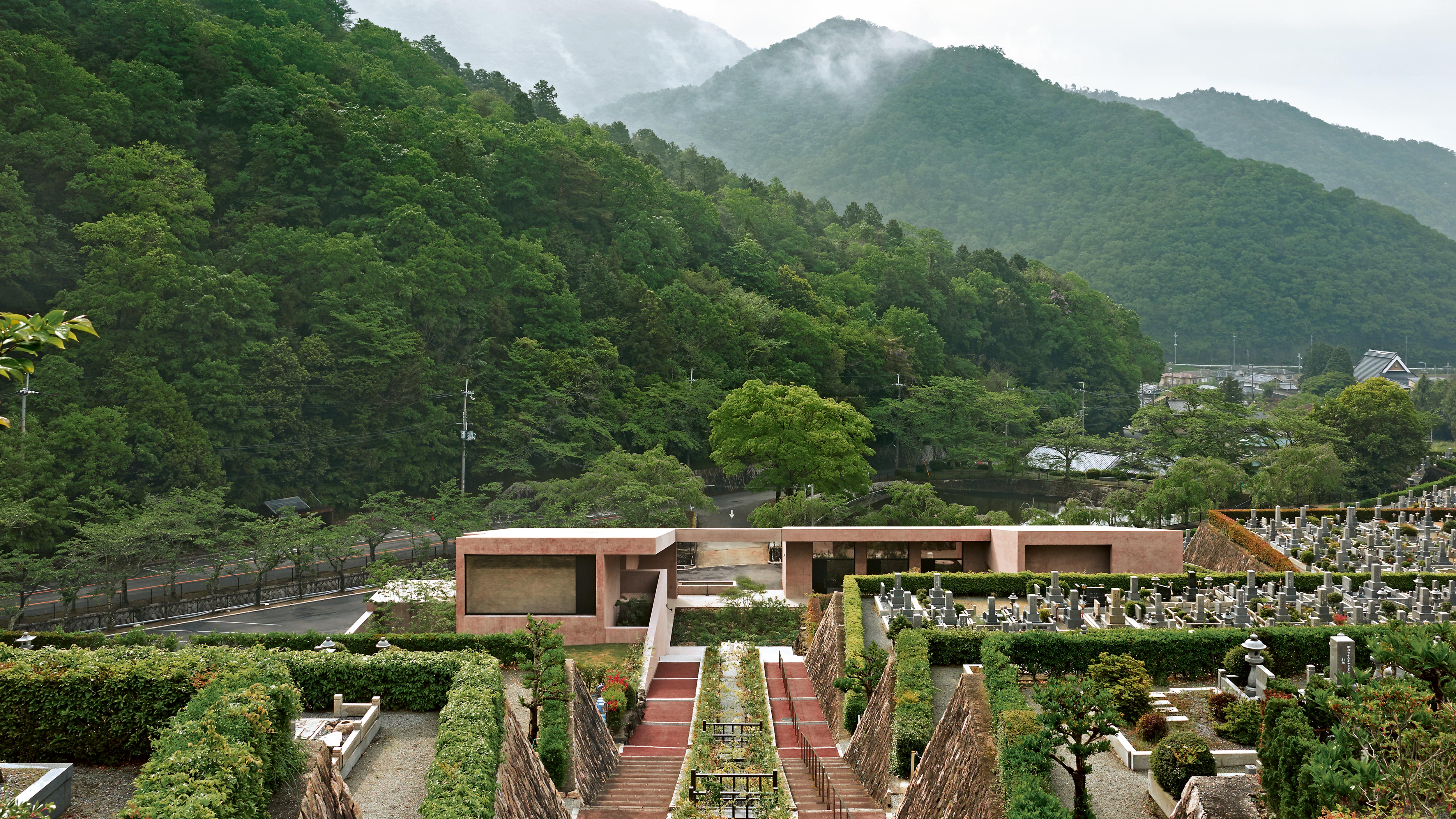 Inagawa 墓地游客中心与教堂——融入自然的寂静空间-0