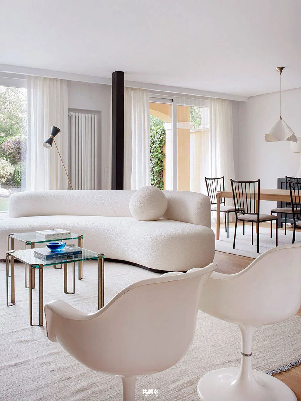 马德里郊区过时联排别墅的完美翻新-5