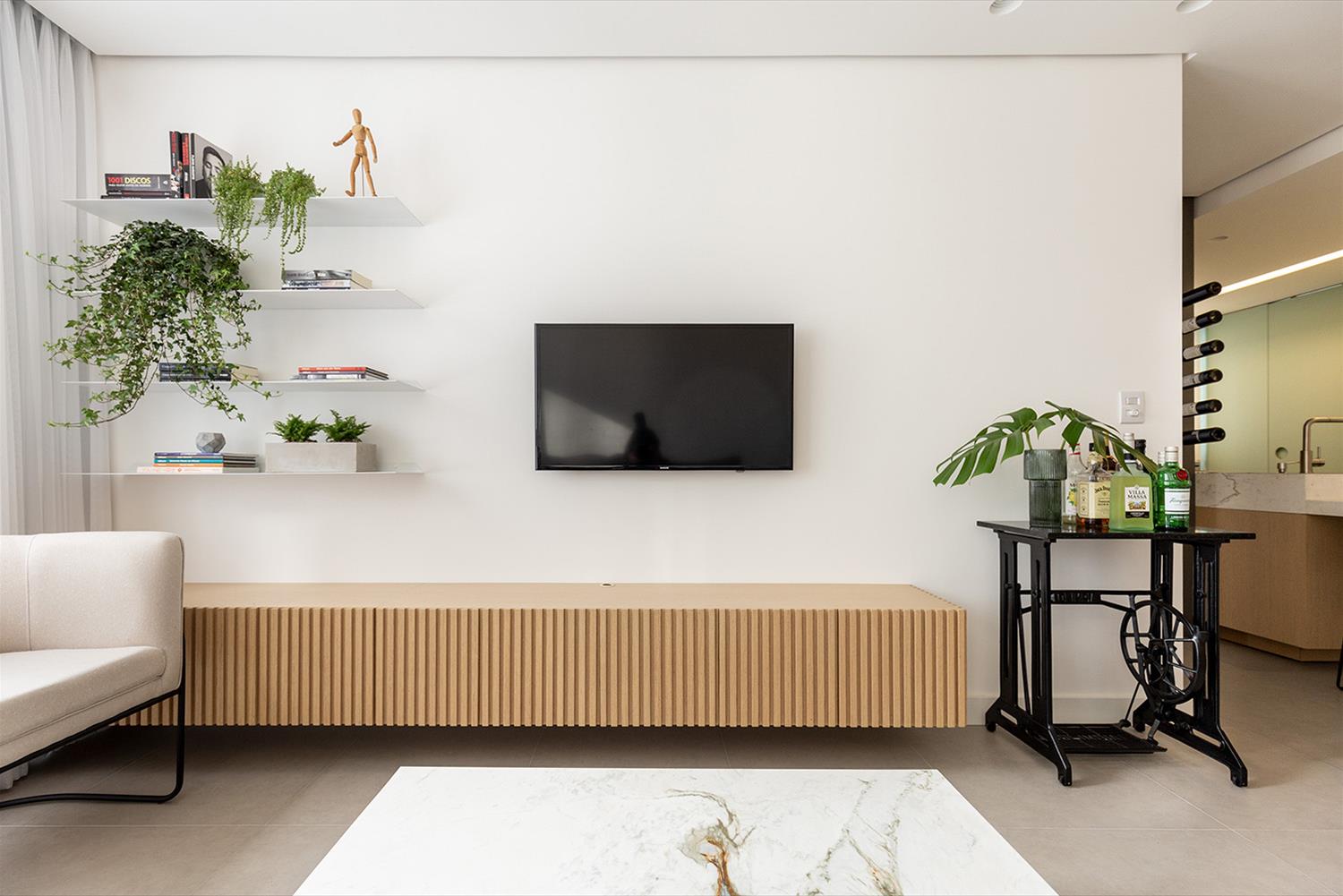 温馨舒适的 ME 公寓 | 木质与自然的完美结合-6