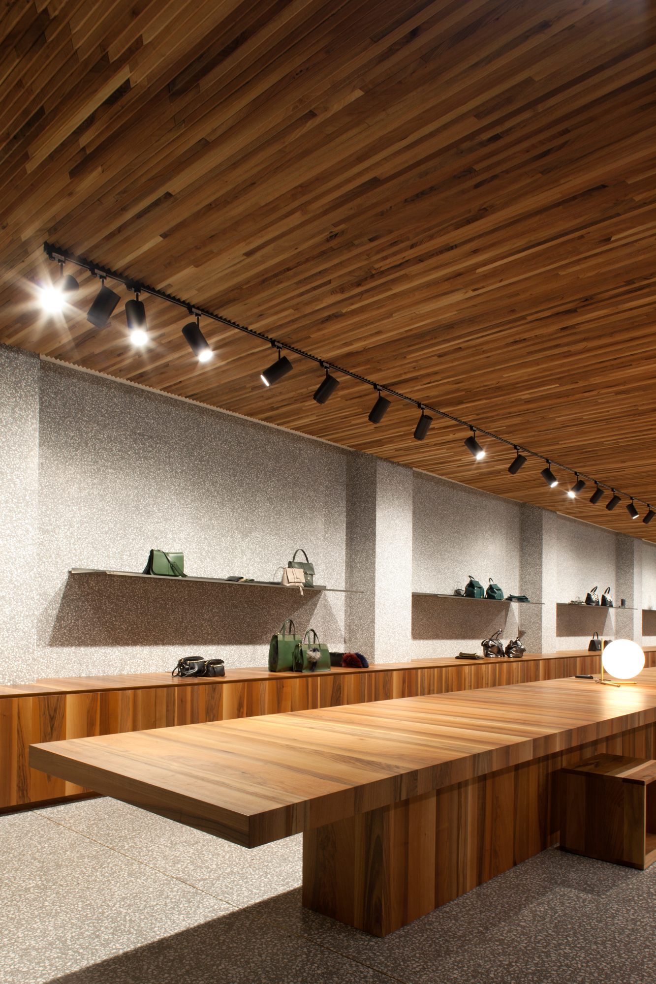 082_showroom gianni chiarini-8