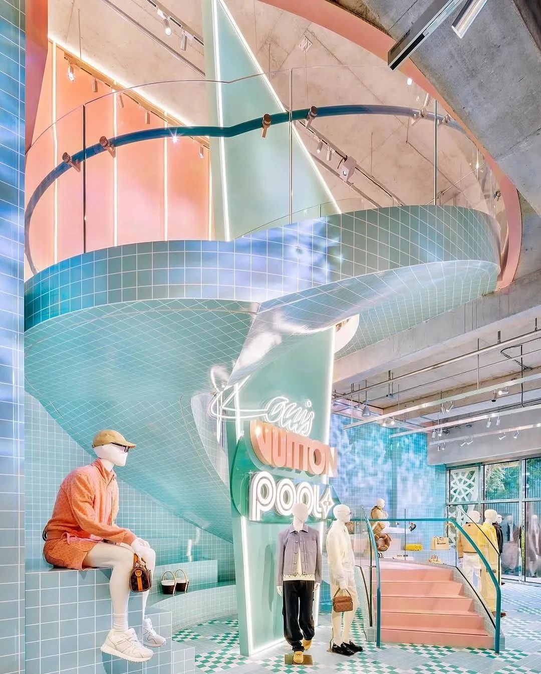 Louis Vuitton 2025年秋冬男装预演泳池派对丨美国迈阿密-0