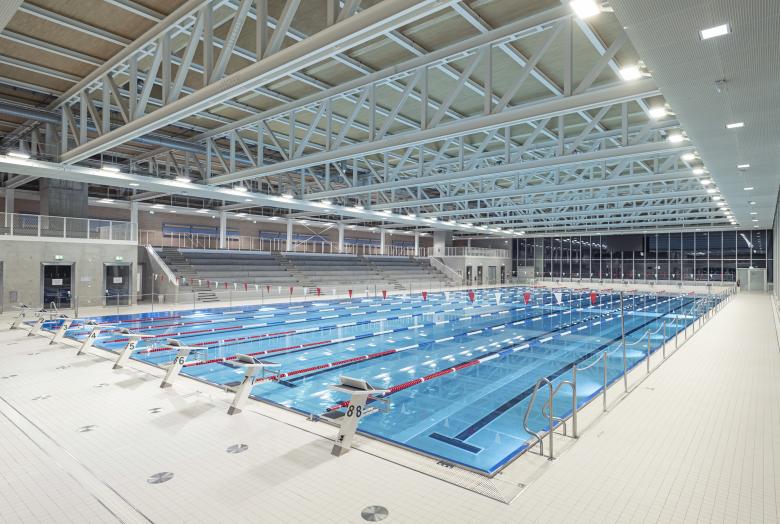 Sportbad NeckarPark 游泳馆丨德国斯图加特丨Niels Schubert Fotograf | BFF-9