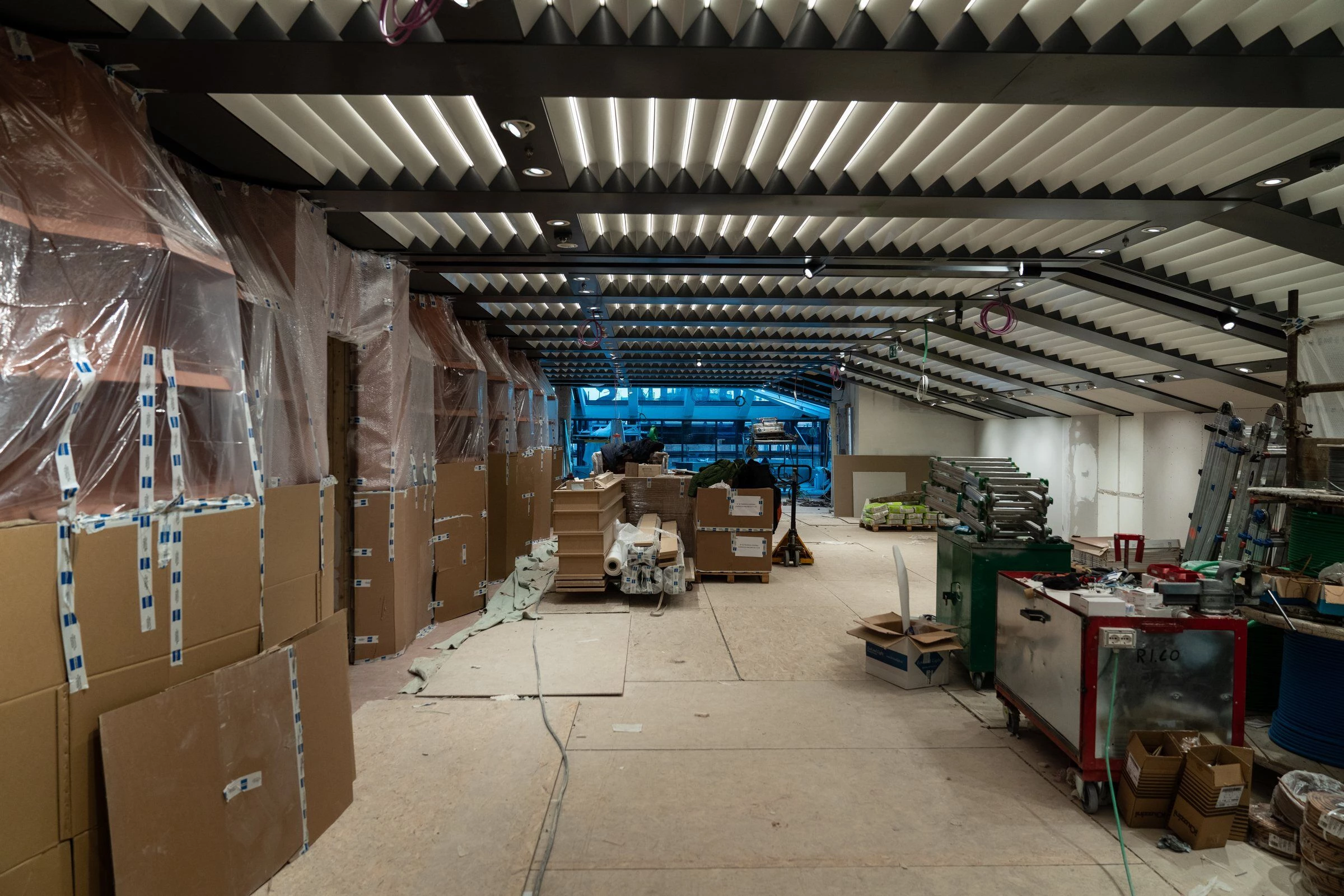 菲乌梅广场的文艺复兴百货丨意大利罗马丨2050+-35