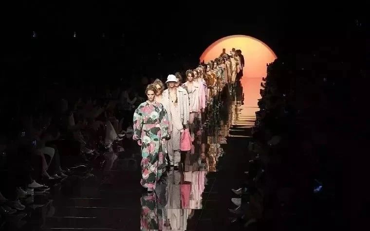 FENDI Solar Dream 纽约店设计丨美国纽约-6