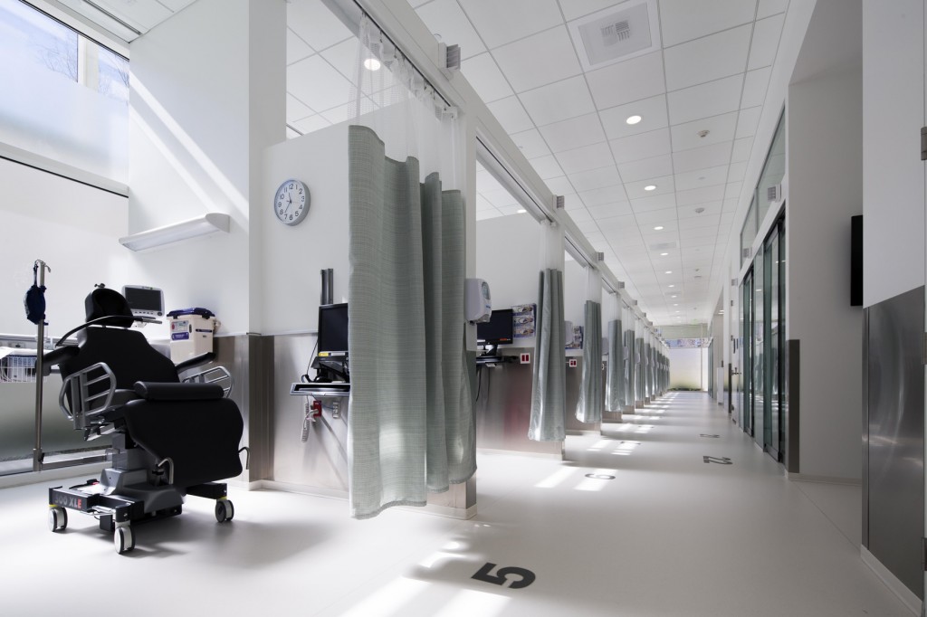 Edie and Lew Wasserman Building, University of California  Richard Meier-3