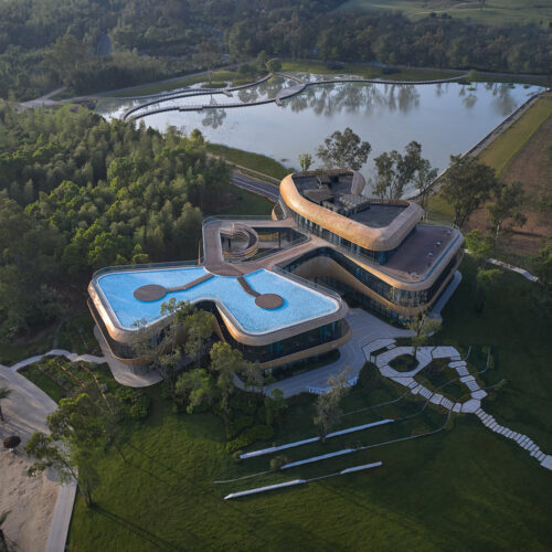 White Crane Lake Visitor Center / Archperience-34