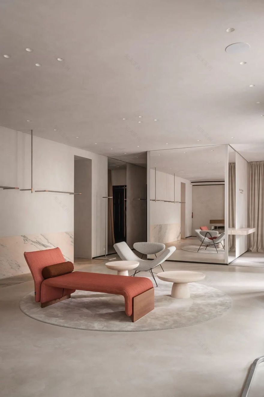 the COAT 女装精品店丨乌克兰基辅丨Rina Lovko studio-28