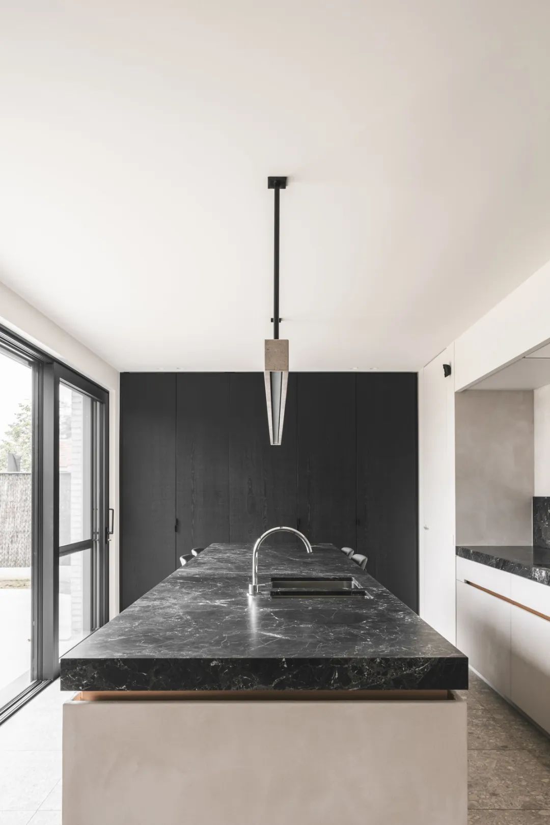 极简奢华的空间美学 · 比利时 Kortrijk jk House丨Laura Calleeuw-63