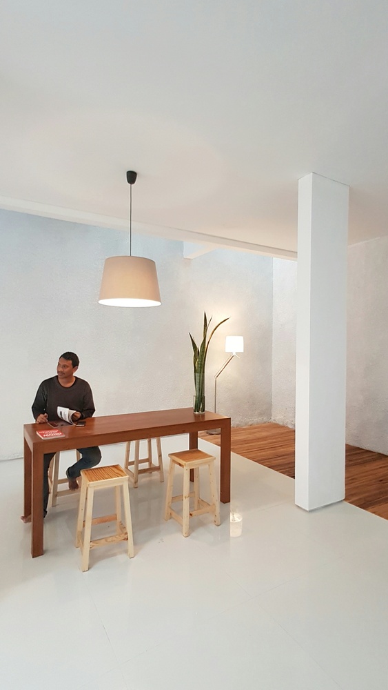 重型旋转屋 · 翻新与气候应对的印尼实例-45