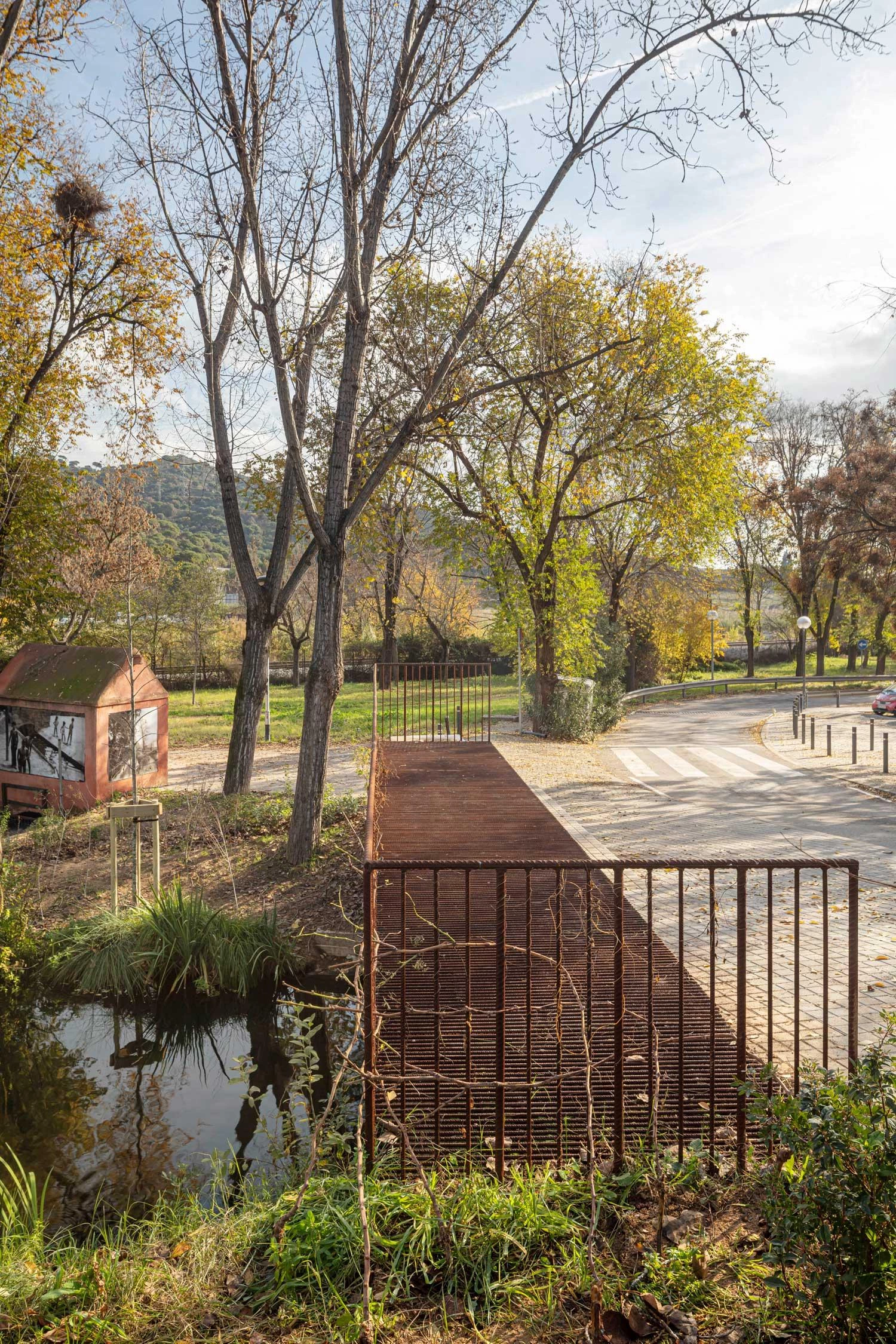 Rec Comtal 环境修复丨西班牙巴塞罗那丨Adrià Goula-12