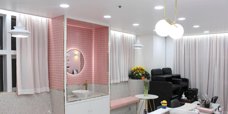 12 坪简约风店铺设计，用对色彩让空间更生动-3