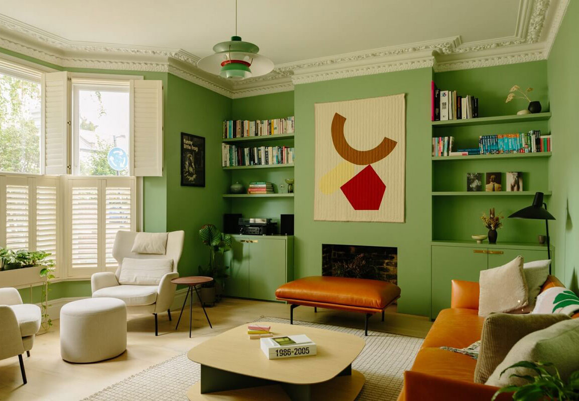 伦敦绿色客厅与桃色卧室的维多利亚式住宅设计-1