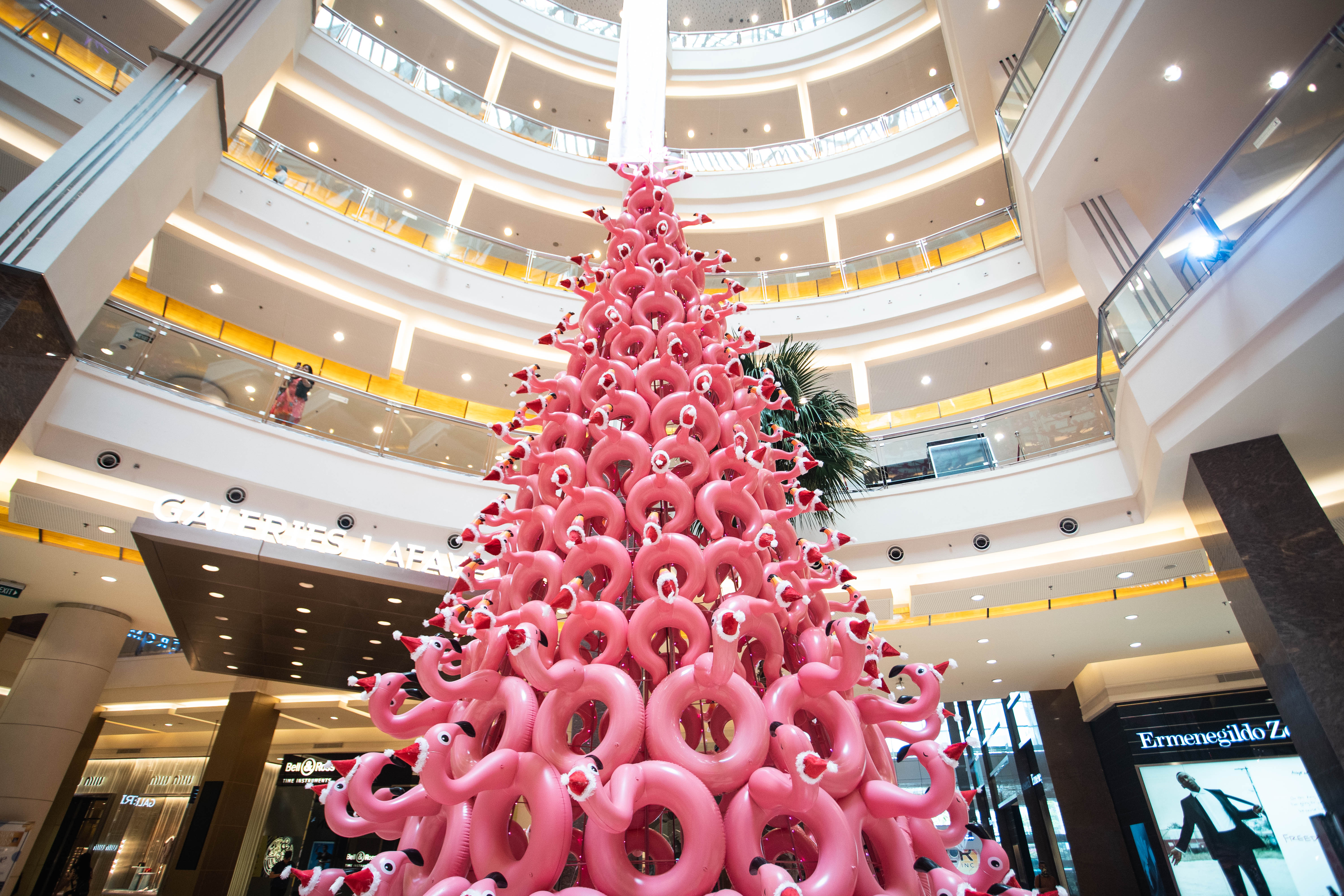 Pink Paradise - X-mas VM Mall Decor Installation-16