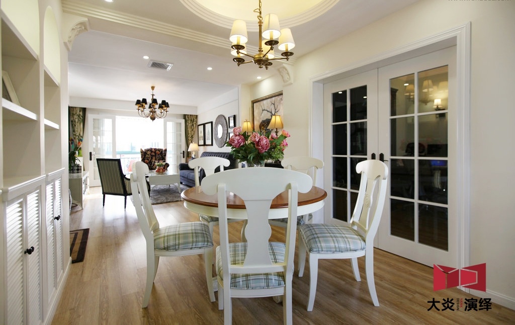 鹅掌楸珍稀木材打造美式三居,共享温馨家居生活-18