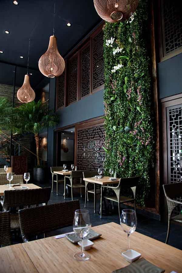 巴西圣保罗日式餐厅 Osaka,自然元素与文化交融的创新设计-2