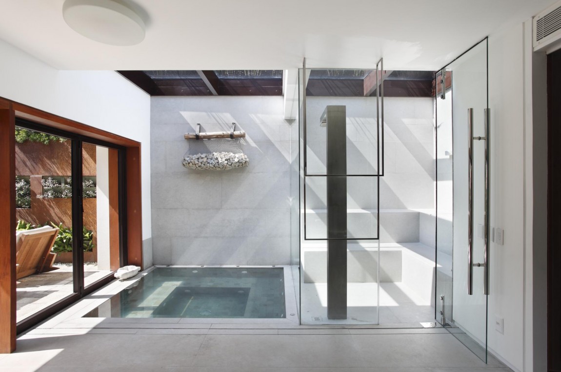 Inspiring Designs Highlighted By Sunken Tubs-14
