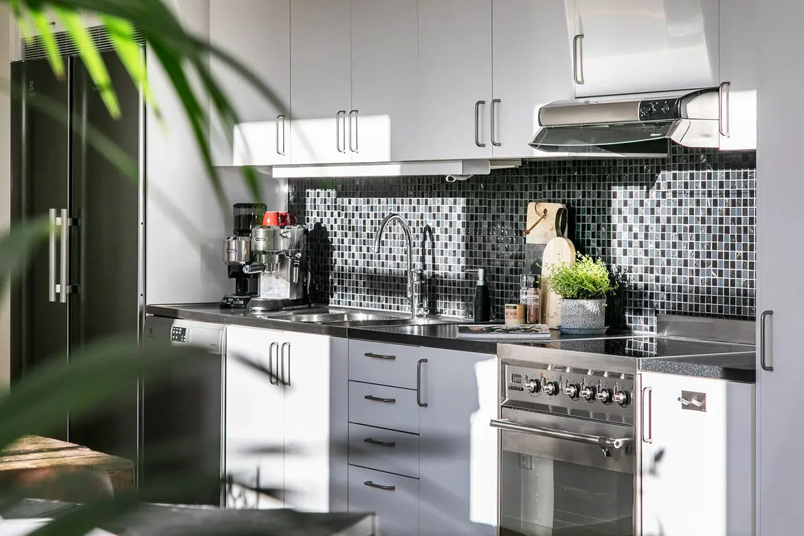 瑞典家庭公寓的创意设计亮点-9