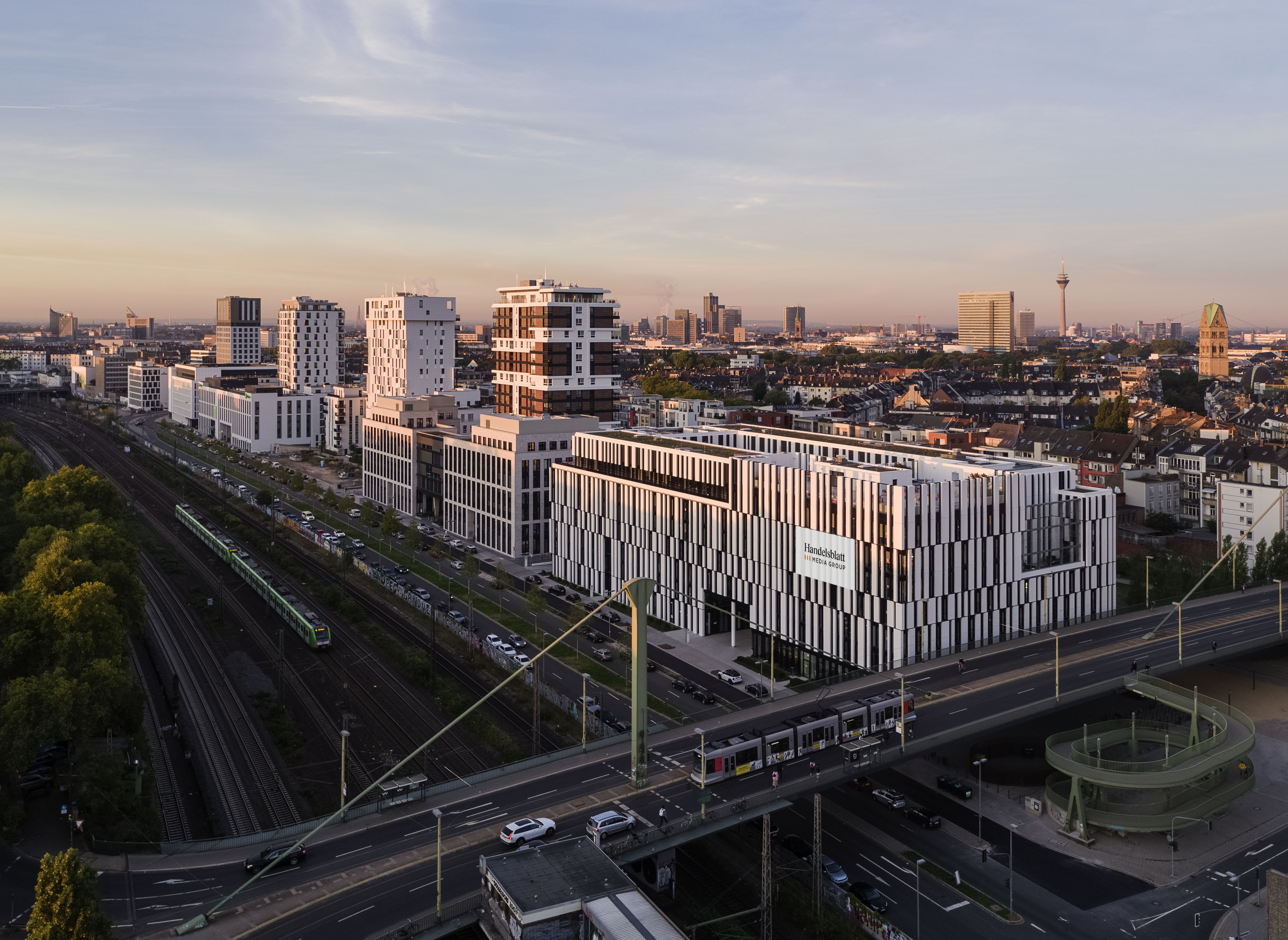 数字化媒体大楼“La Tête”-10