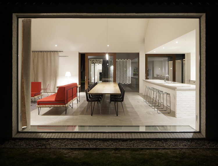 森林中的房屋-11