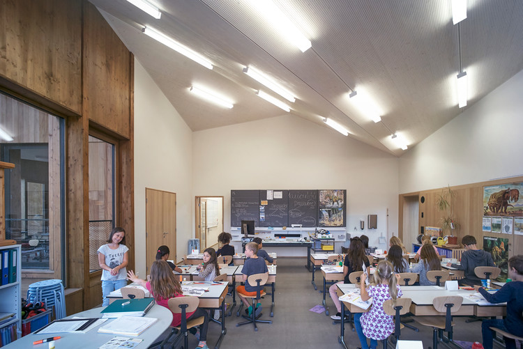 School in Port  Skop-25