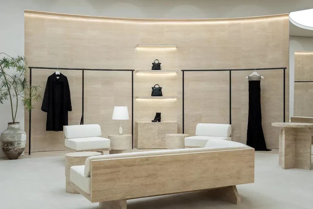Maison Margiela迪拜新店丨阿联酋迪拜丨荷兰建筑设计工作室Anne Holtrop-2