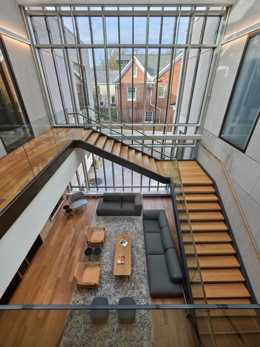 华贵铜韵 · 挪威驻美大使馆丨哥伦比亚丨Fentress Architects-23