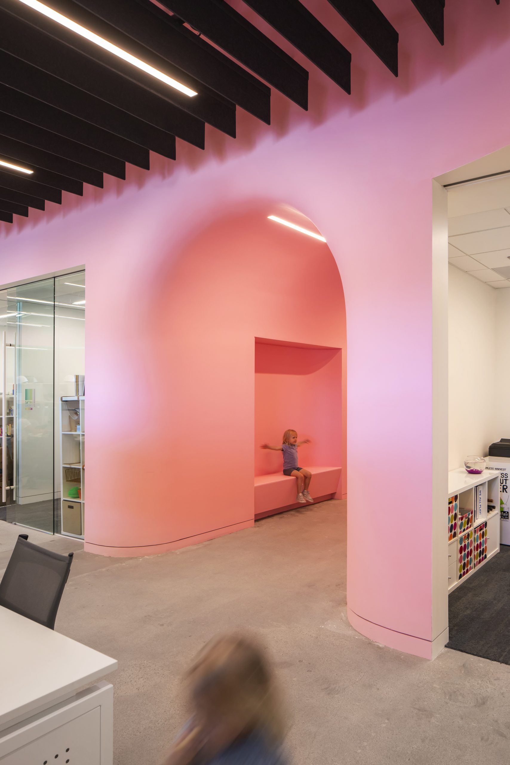 

		.wp-custom-logo .site-container .title-area {
			max-width: 90px;
		}
		
		.wp-custom-logo .title-area {
			padding-top: 11.176470588235px;
		}
		
-3