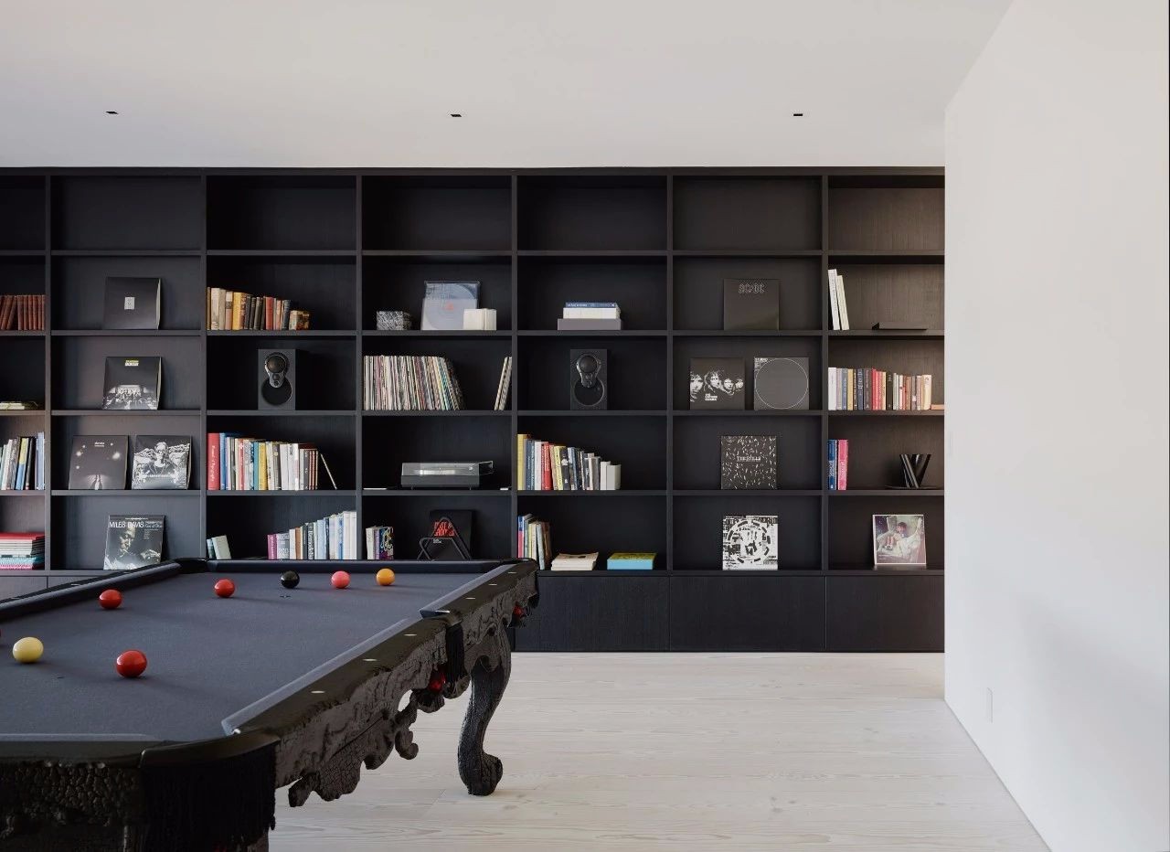 简约不是简陋/这栋小户型公寓楼/用简单材料设计出轻奢感-58