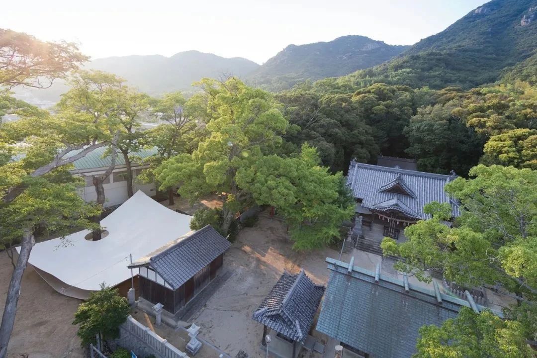 日本小豆岛上的“两张纸”儿童乐园丨日本香川丨西泽立卫建筑设计事务所-3