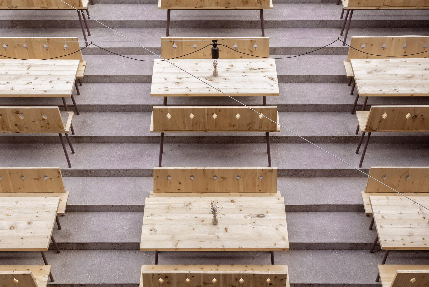 圣坎迪多 ATTO 套房酒店丨意大利丨意大利 Pedevilla Architects-17