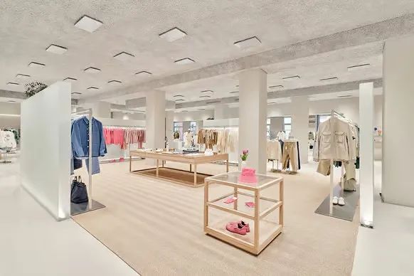 Zara 全球最大专卖店丨西班牙马德里丨Zara 建筑工作室-13