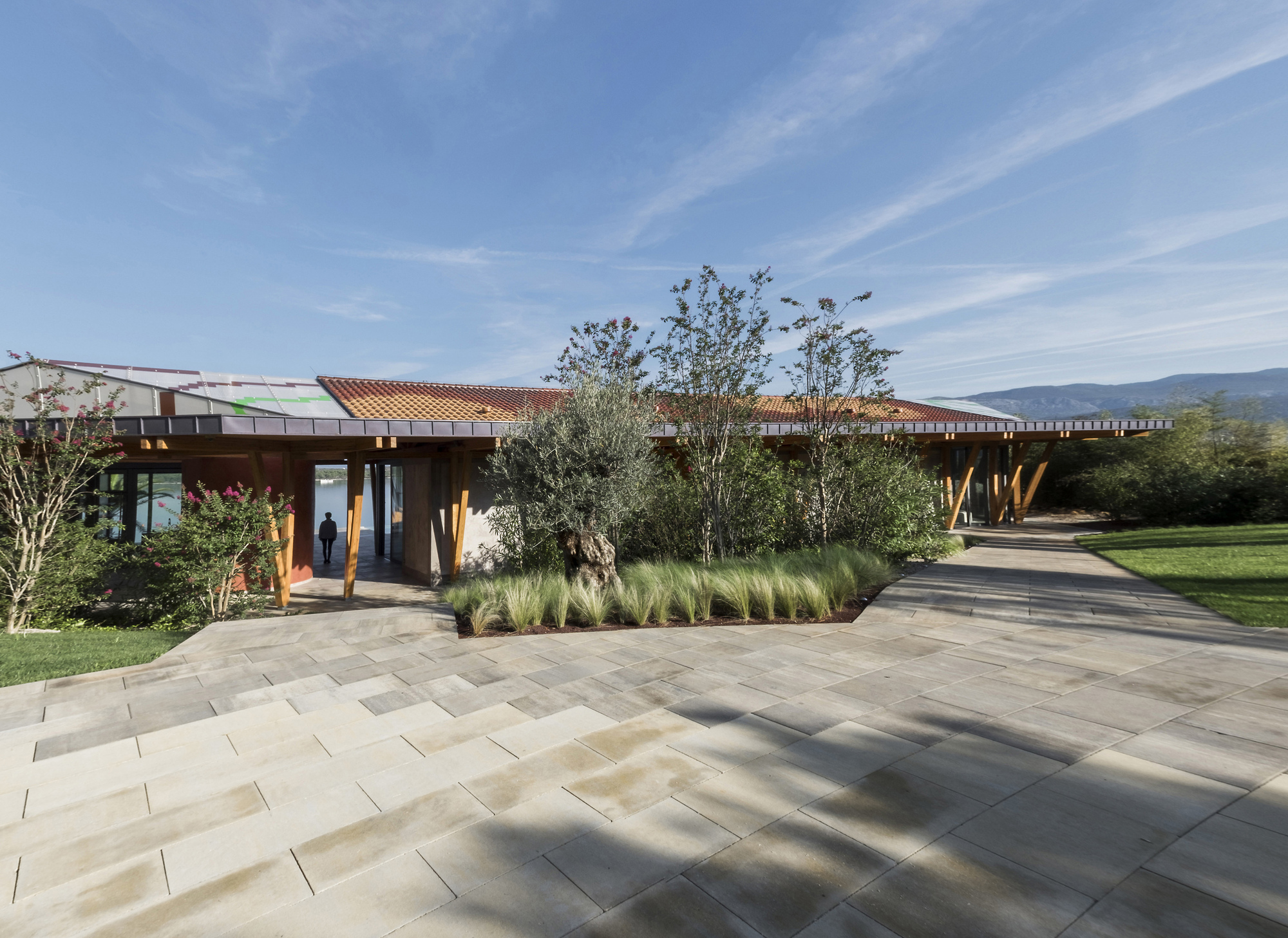 Wooden House / Turato Architects-33