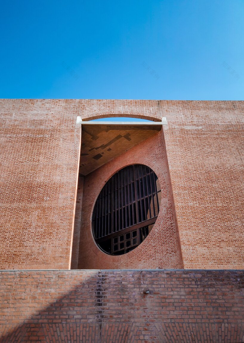 印度IIMA宿舍丨美国建筑师路易斯‧康(Louis Kahn)-13