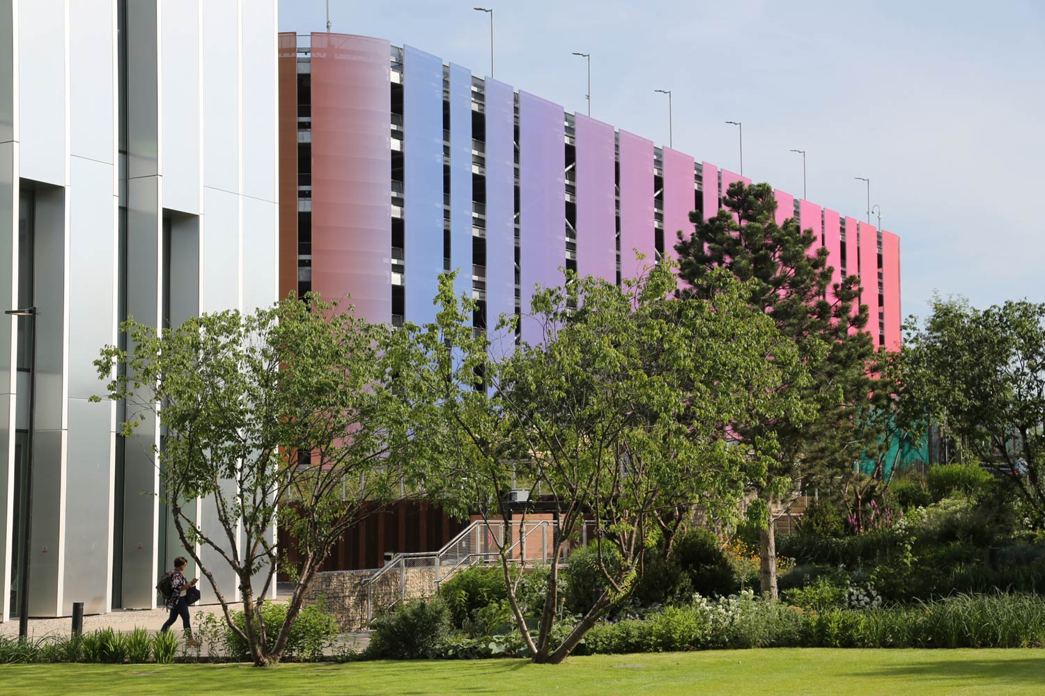 天空英国总部 | 绿色生态的办公环境-22