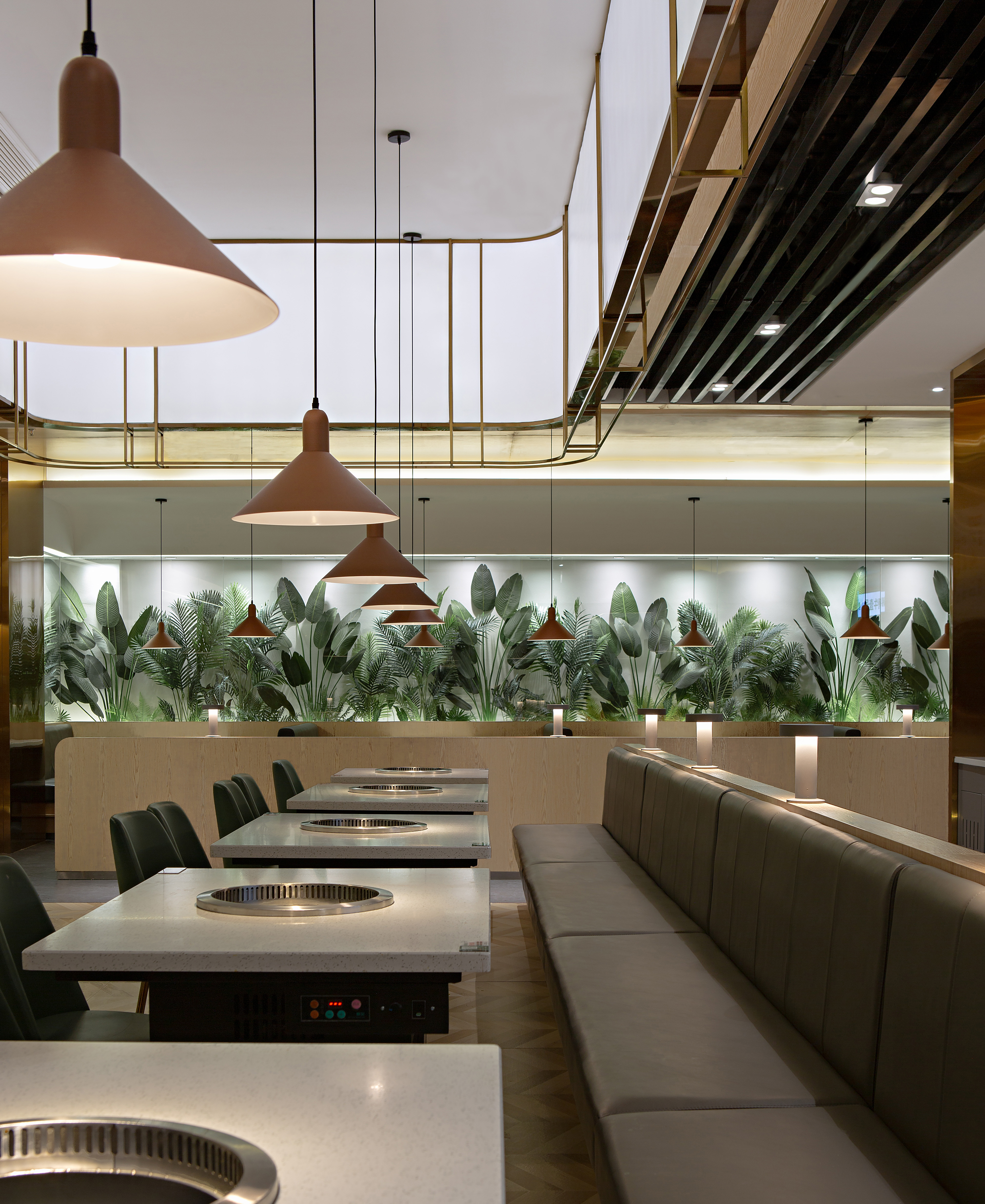 潮牛壹号鲜牛肉火锅餐厅丨WSAD 过白美学-18