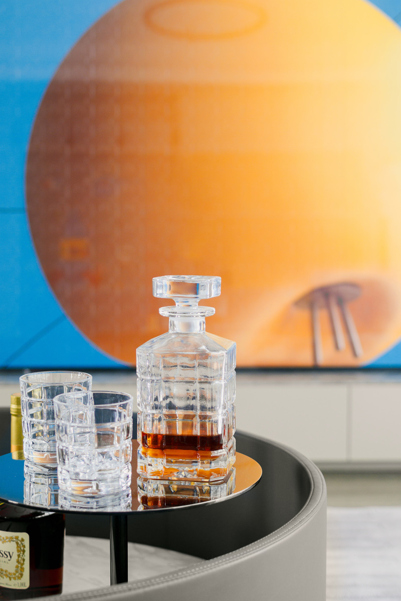 现代懒人生活空间，跳脱色彩展现简洁之美-2