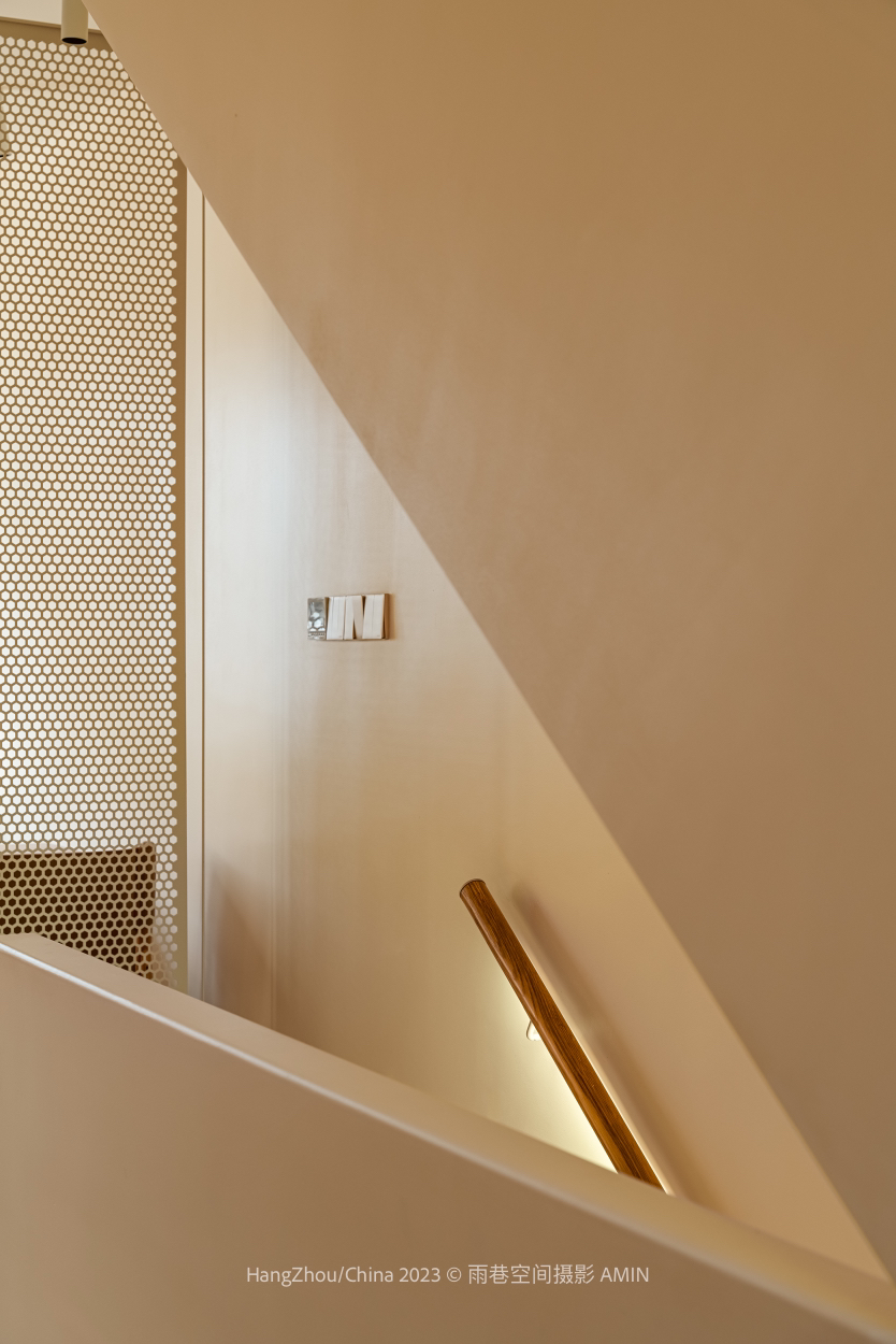 杭一末 EMoment 青芝坞店丨中国杭州丨杭州 梯|空间-22