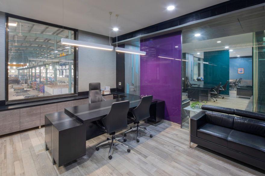 波浪形屋顶的纺织印刷机械制造商总部-18