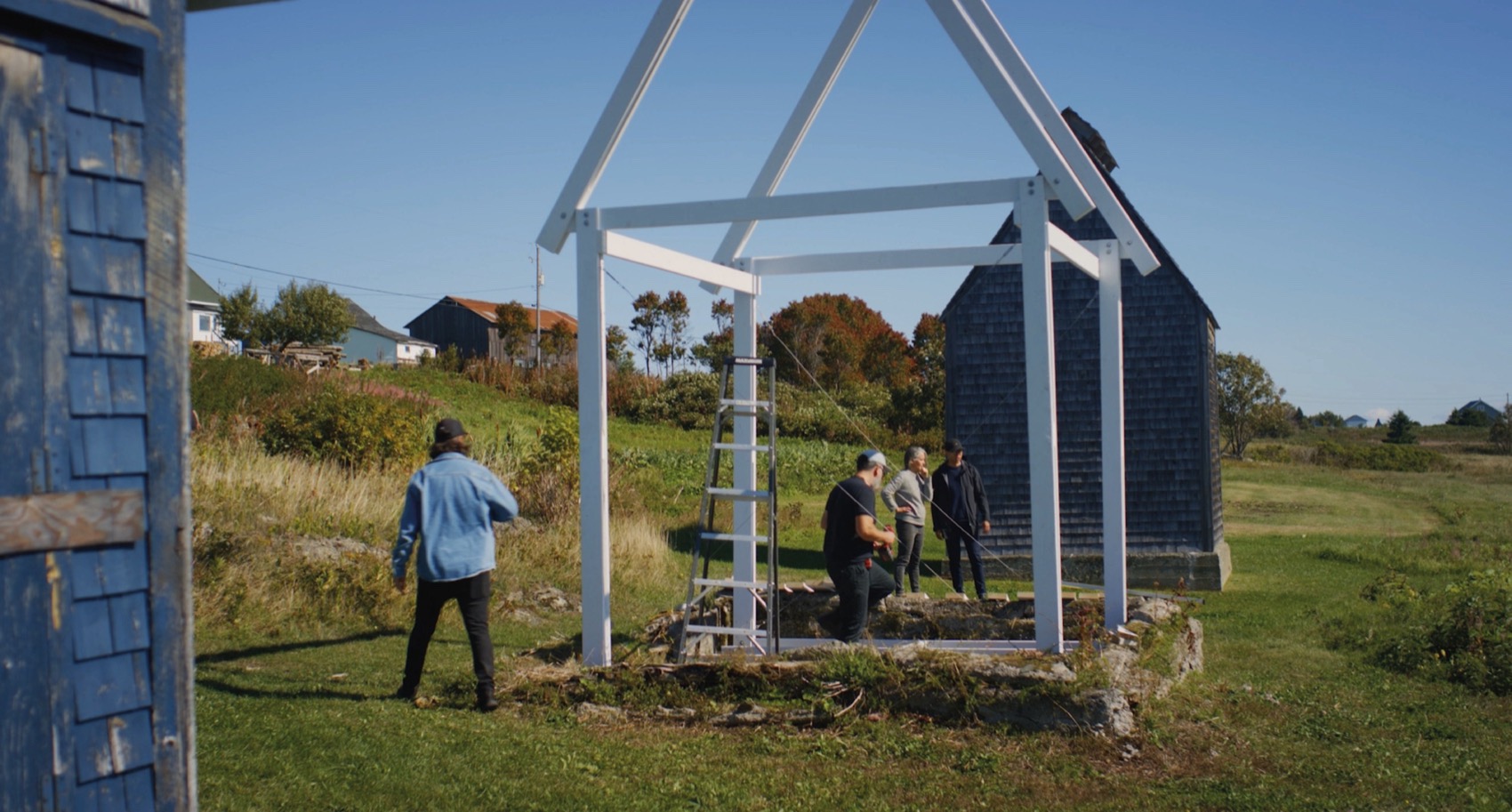 与绿岛居民共创的“烟熏屋”临时装置丨加拿大丨Atelier Pierre Thibault-101