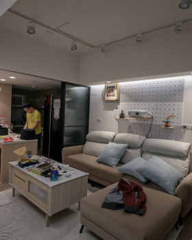 一家酒吧屋 ｜ 太空石板中式住宅丨中国台湾